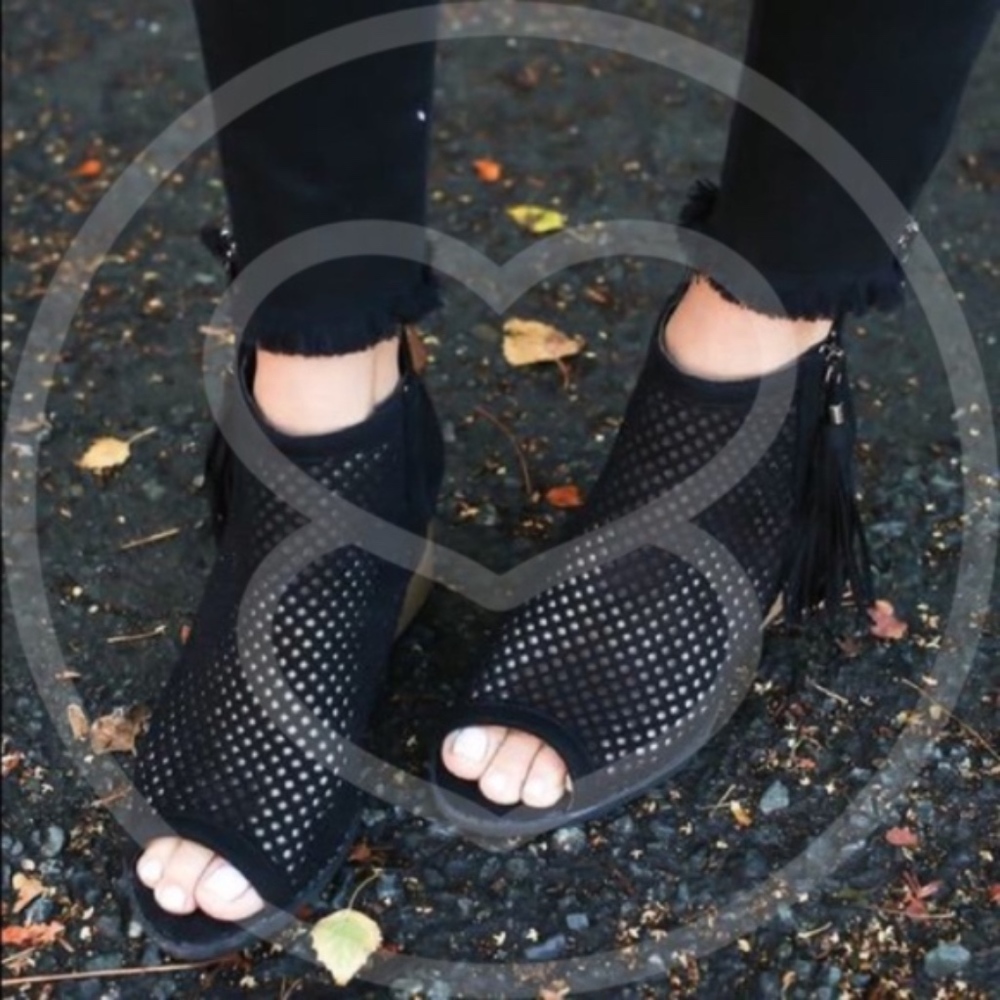 Vivi Bootie  -BLACK - Picture 3 of 4